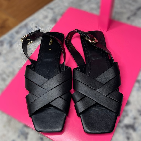 Zara Black Leather Sandals with Ankle Strap - Picture 4 of 5
